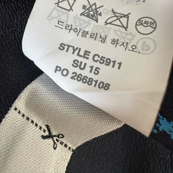 J. Crew Jacquard A-Line Mini Skirt
Midnight Floral. Size 4 - Picture 9 of 9